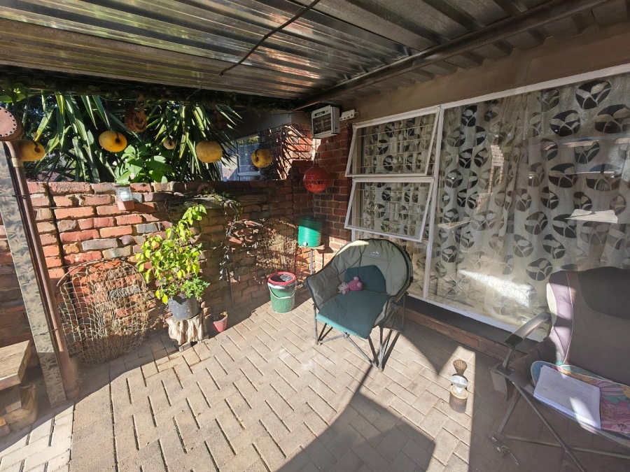 2 Bedroom Property for Sale in Pellissier Free State